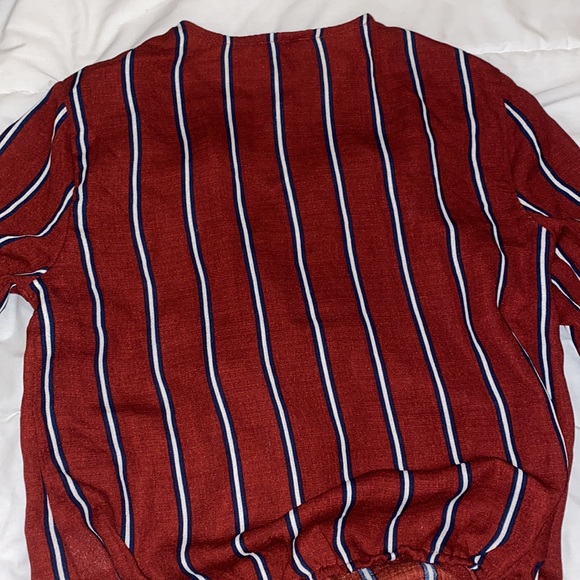 blouse - Picture 4 of 4